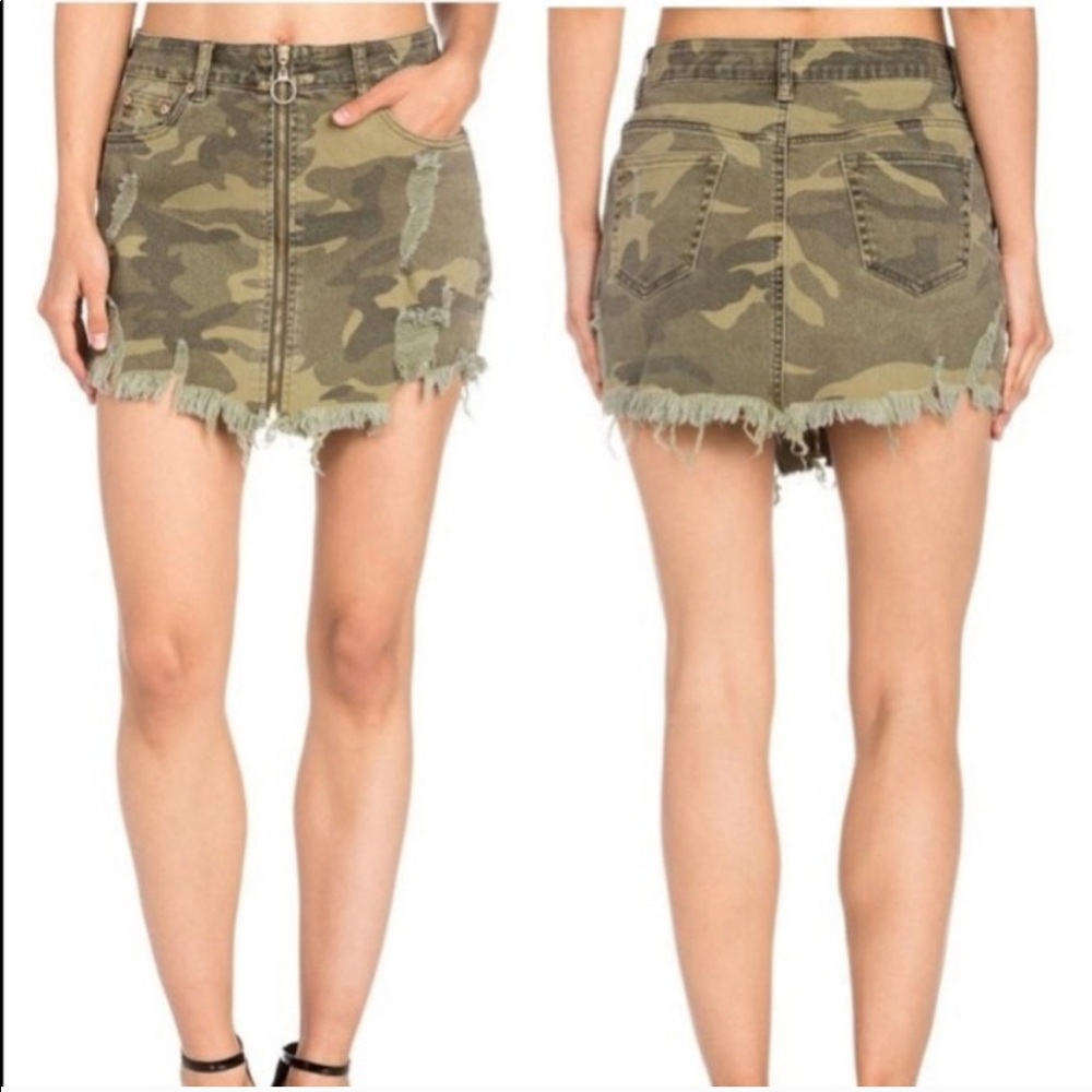 Dance & Marvel Camouflage Stretch Mini Skirt - Picture 8 of 8